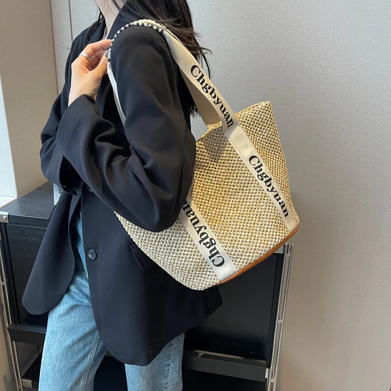 ALOENEY Straw Shoulder Bag Regular Women's White/Khaki-2