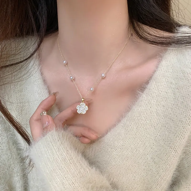 Asia Star Alloy Necklaces Women's-3