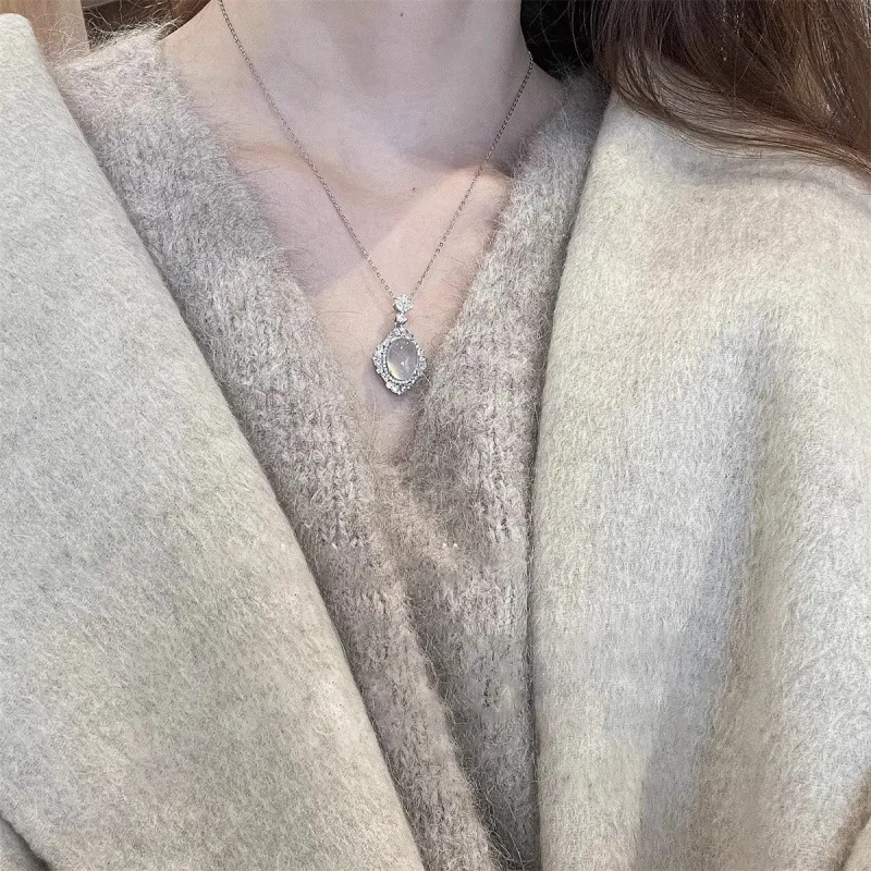 Asia Star Glass Cat Eye Necklaces Women's-5