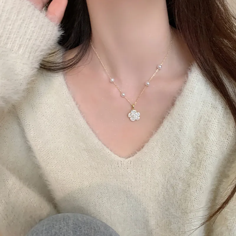 Asia Star Alloy Necklaces Women's-1