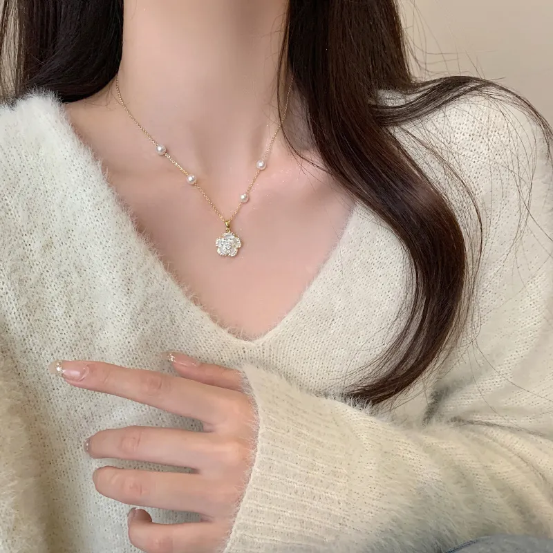 Asia Star Alloy Necklaces Women's-2