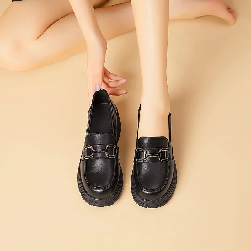 MODERN BELLE Loafers Women's Black-2