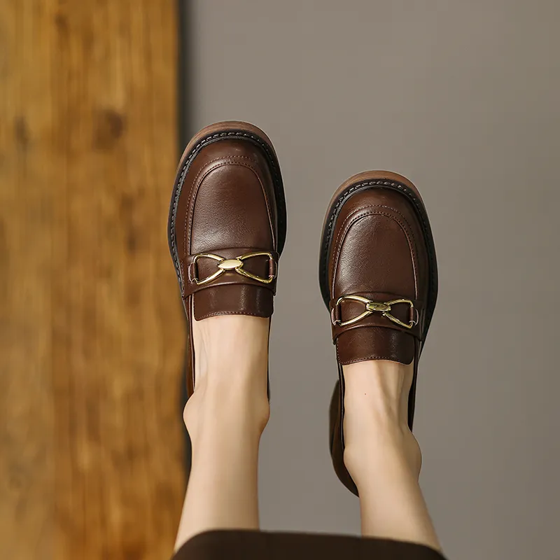 MODERN BELLE Loafers Women's Black/Brown-8