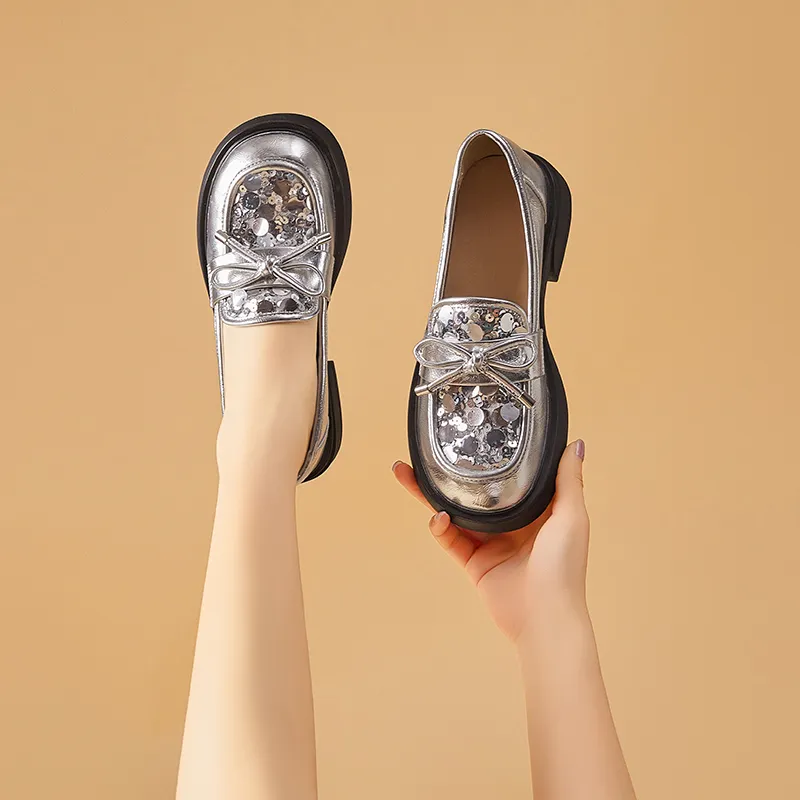 MODERN BELLE Loafers Women's Silver/Black-1