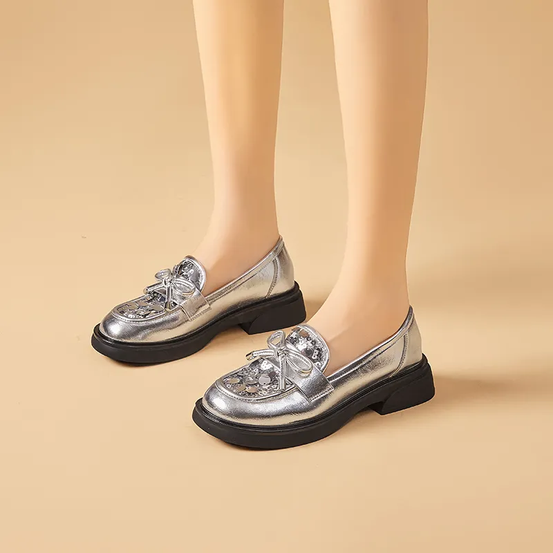 MODERN BELLE Loafers Women's Silver/Black-3