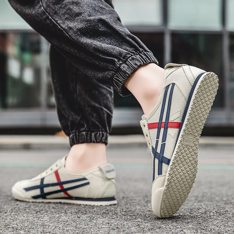 A55 Coverage Lightweight Slip Resistant Low Top Casual Shoes Unisex-4