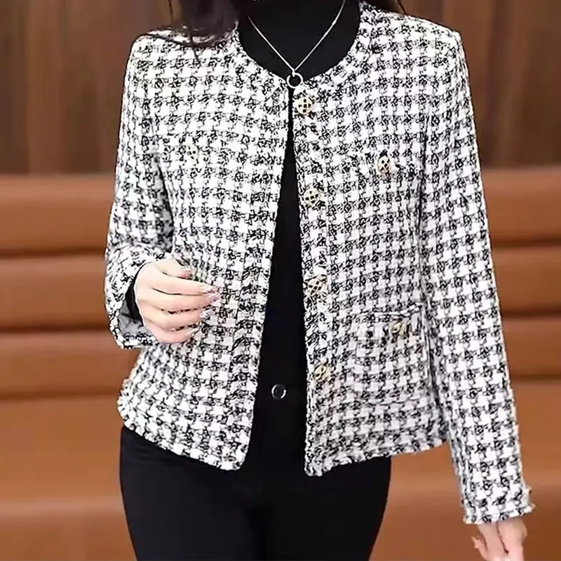 COVT Knitwear Women's Black White Plaid-4