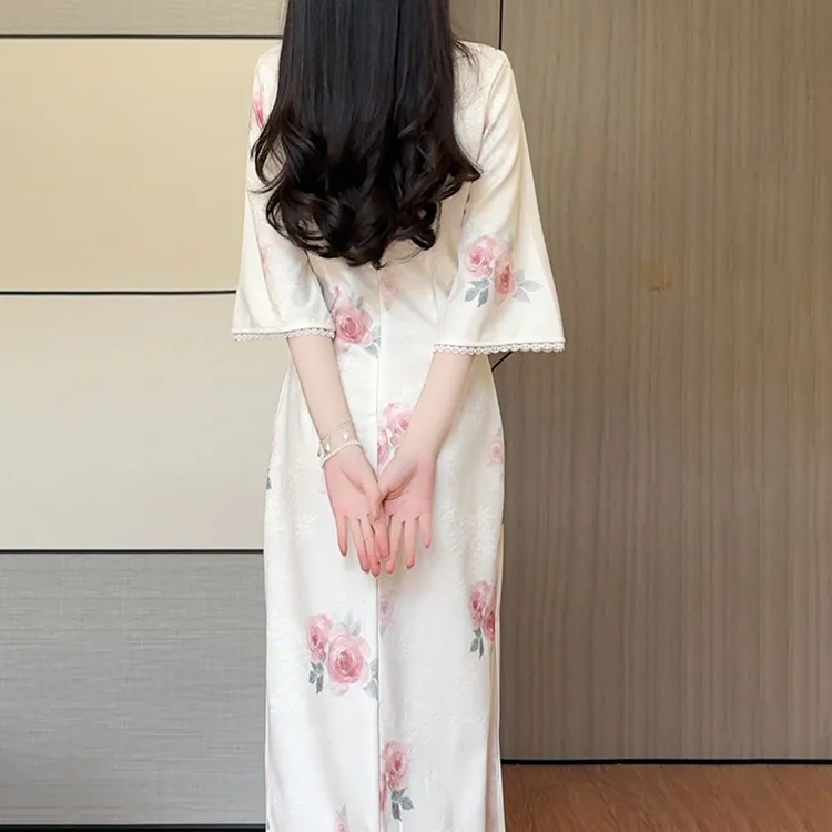 COVT Long Sleeved Dresses Women's Apricot Blossom-4