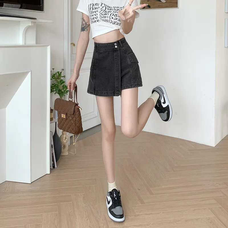 COVT Denim Shorts Women's Black Gray-8