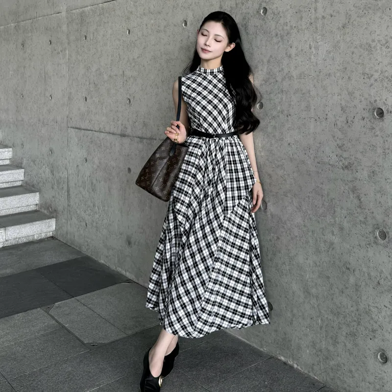 HAPG Sleeveless Dresses Women's Black White Plaid Shopping Bag-2