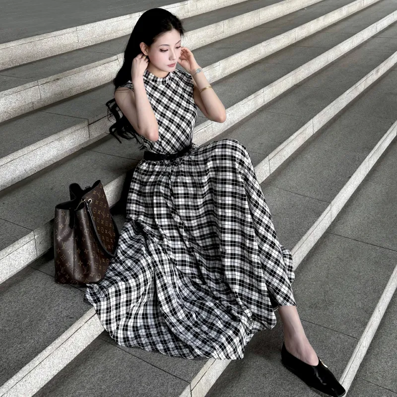 HAPG Sleeveless Dresses Women's Black White Plaid Shopping Bag-5
