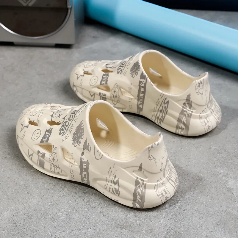 BEAR UNION Closed Toe Slippers Khaki-1