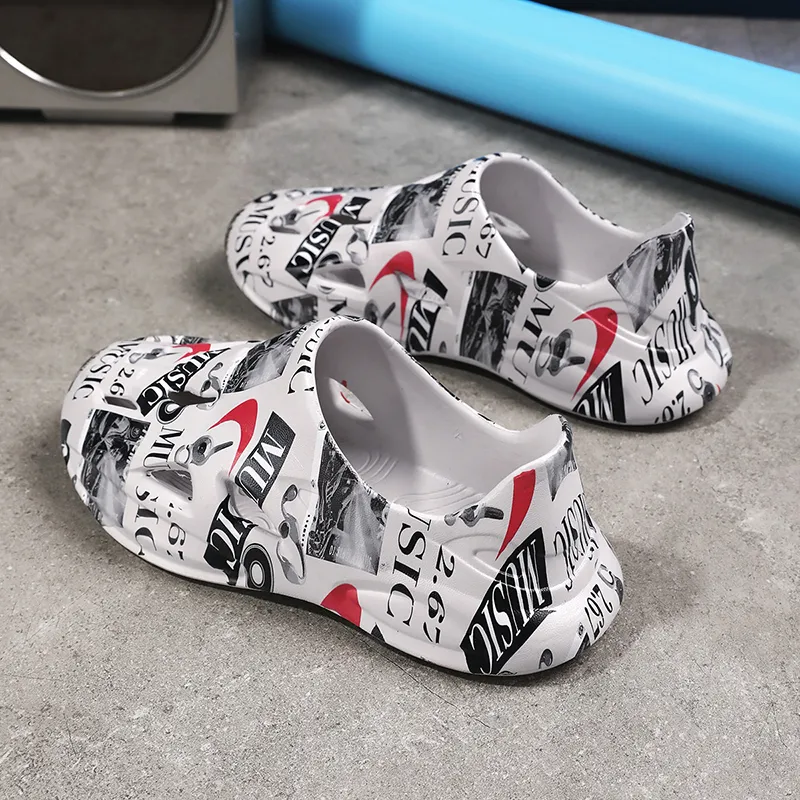 BEAR UNION Closed Toe Slippers Khaki-53