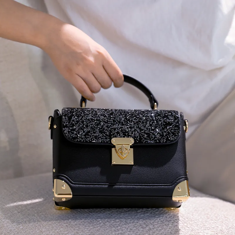 URANOLITH Handbags-7
