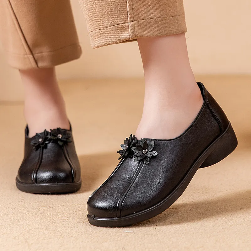Casual Essential Unlined Shoes Women's-2