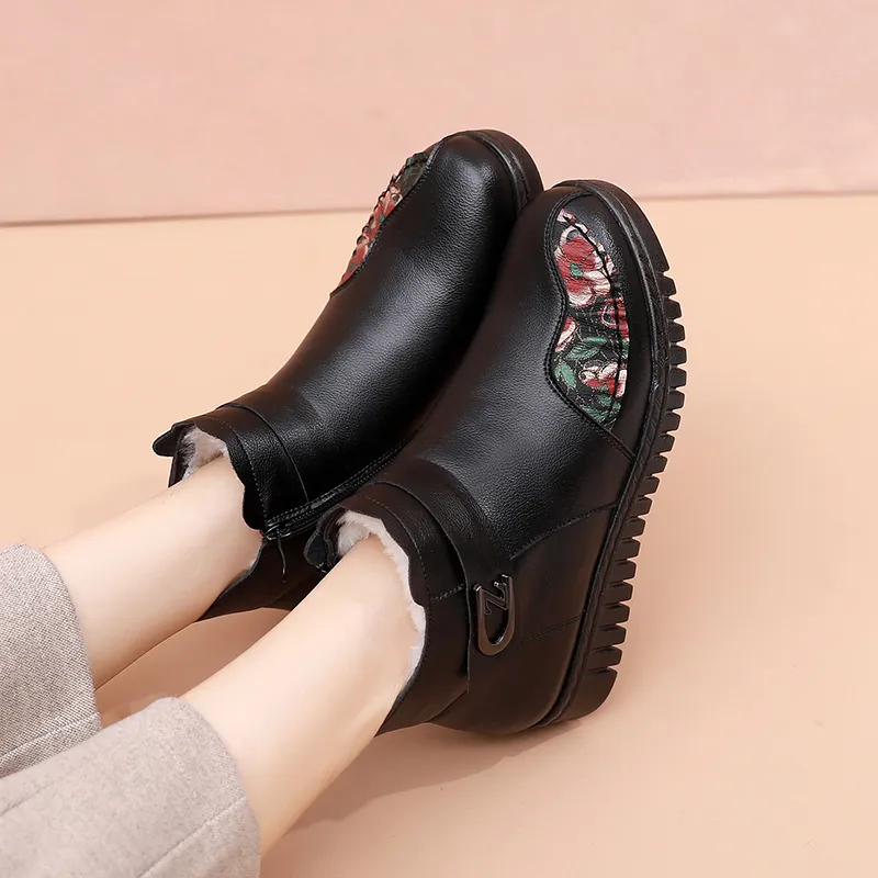 Captain Illy Ankle Boots Women's-1