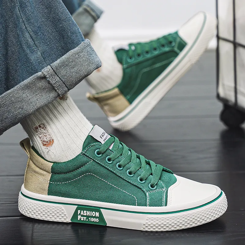 Captain Illy Low Top Casual Shoes Men's-8