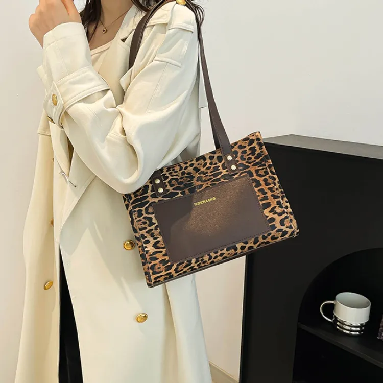 LETOO PU Commute Large Capacity Leopard Print Patchwork Shoulder Bag Regular Women's Multicolor-8