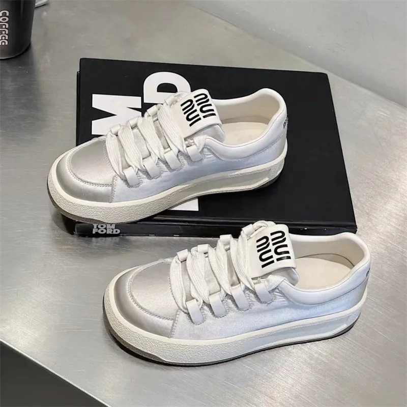 Guci Tianlun Cushioning, Abrasion Resistant, Height Increasing Low Top Skateboard Shoes Women's-8