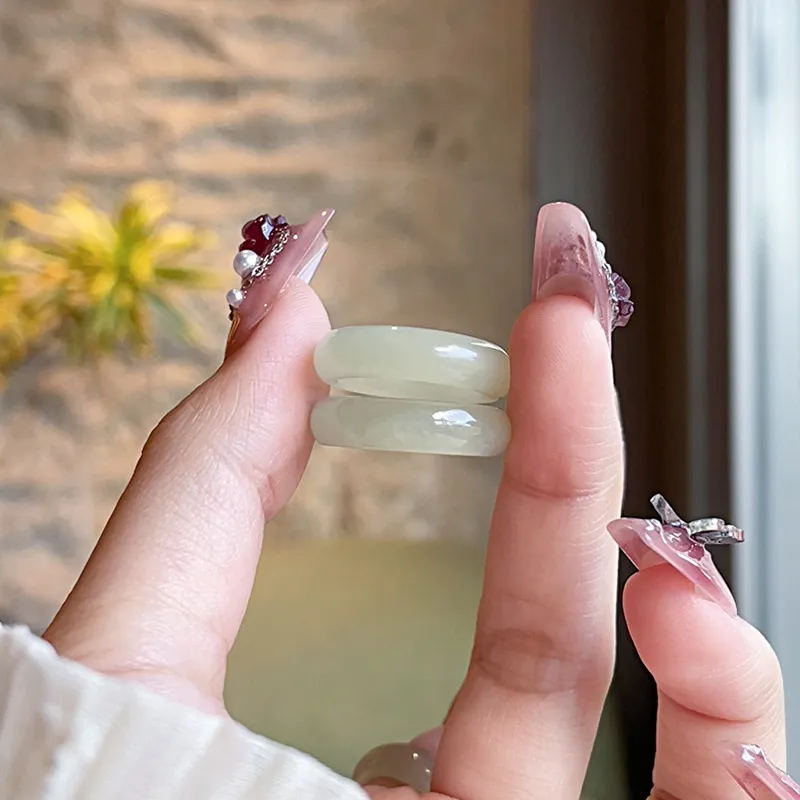 Qing Yi Hetian Jade Rings White Jade Unisex-1