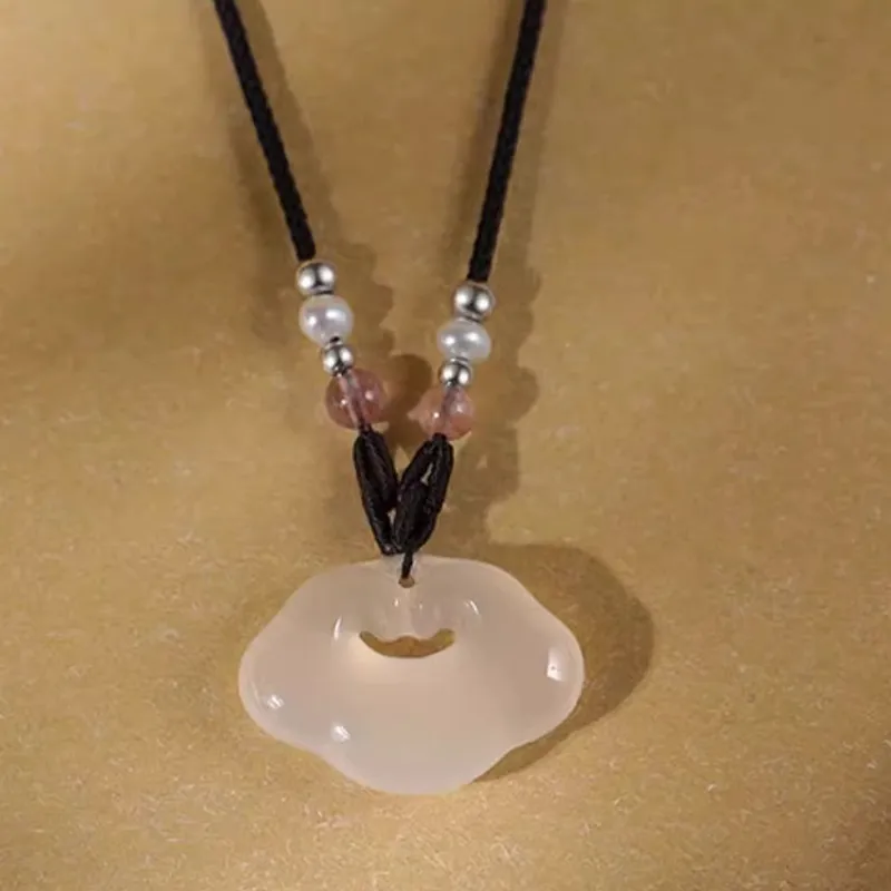 Qing Yi Chalcedony Jade Necklaces Unisex-2