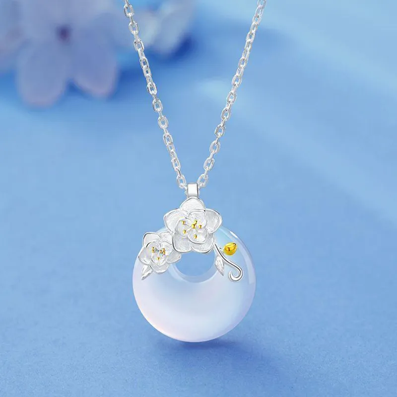 Qing Yi Chalcedony Jade Necklaces Unisex-1