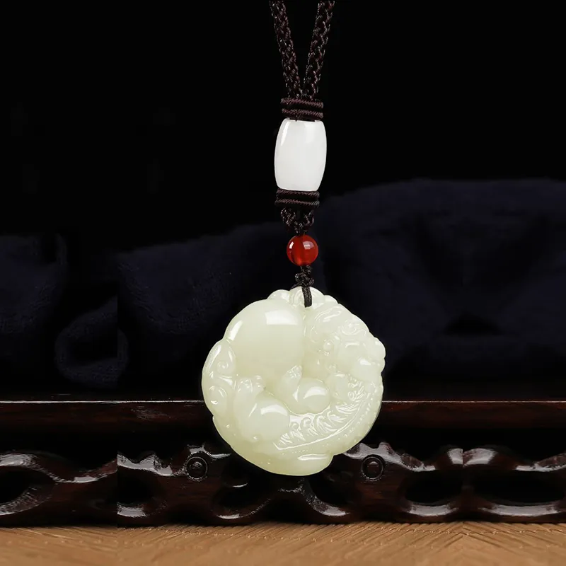 Qing Yi Pendants Green Jade Unisex-2