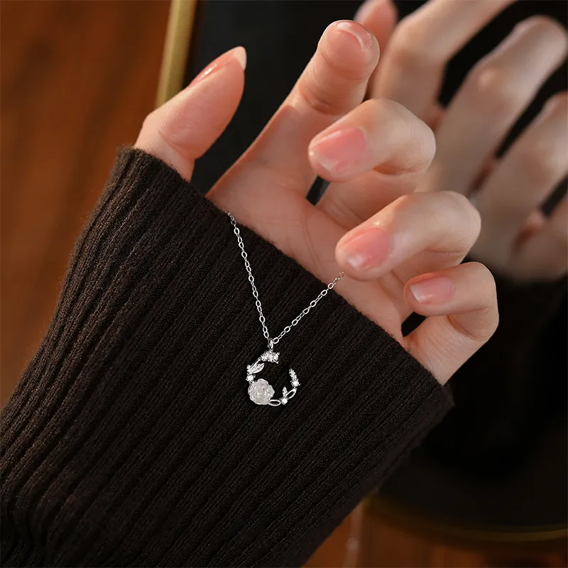 Qing Yi 925 Sterling Silver Necklaces Unisex-1