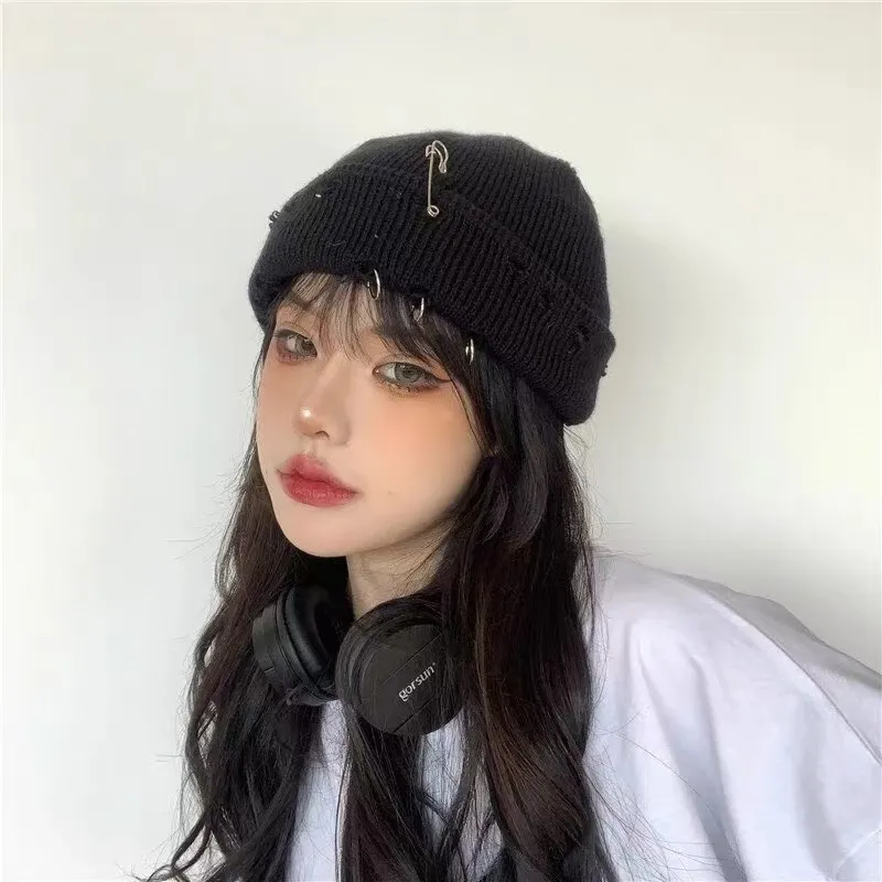 SLEEPYWALK Acrylic Beanies Unisex-4