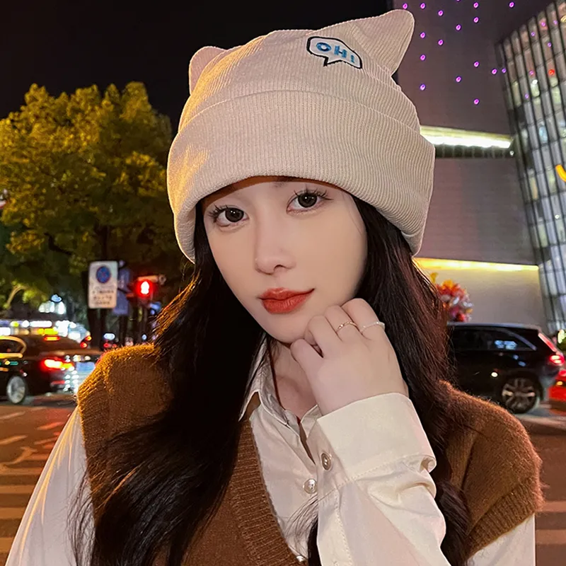 SLEEPYWALK Acrylic Beanies Women's-1
