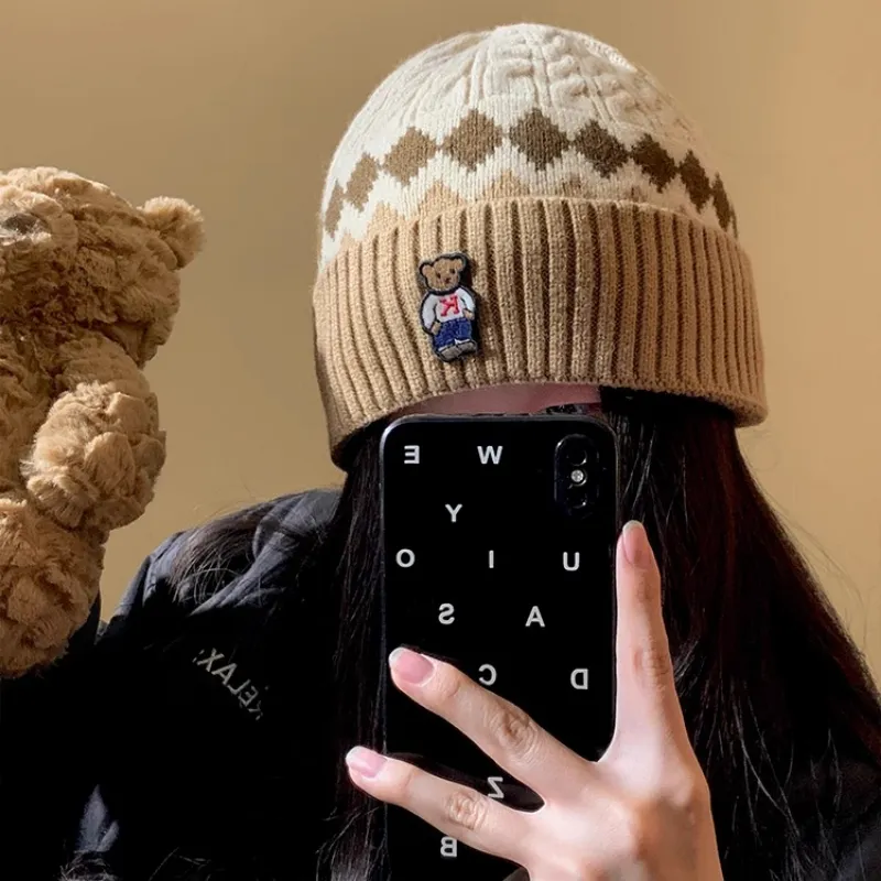 SLEEPYWALK Acrylic Beanies Unisex-1