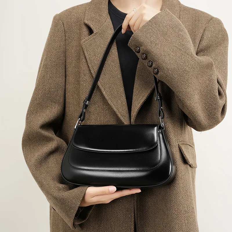 DULOREN Cow Leather Shoulder Bag Women's Black/Burgundy/Brown-3