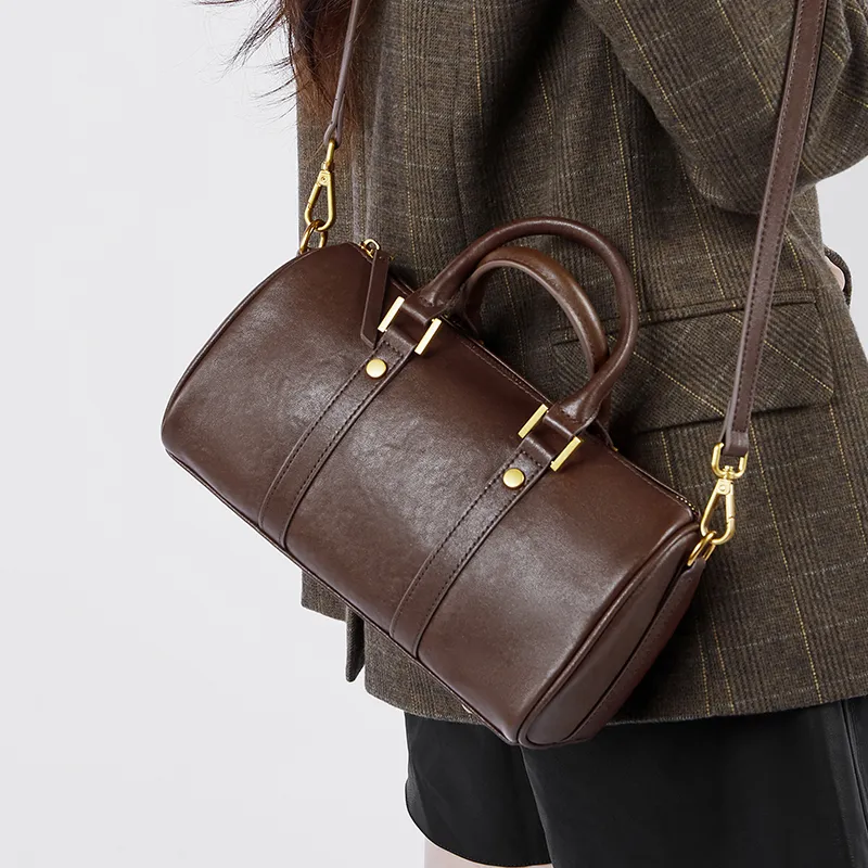 DULOREN Cow Leather Shoulder Bag Crossbody Bag Regular Women's Brown/Black/Green-6