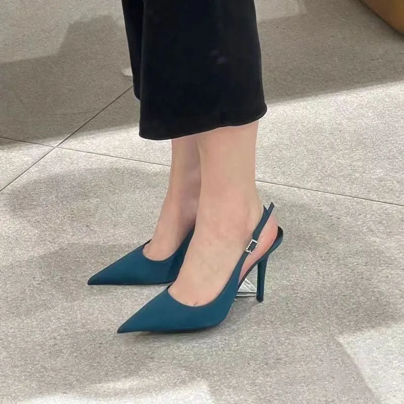 CHILI Slim Heel High Heels Women's Black-5