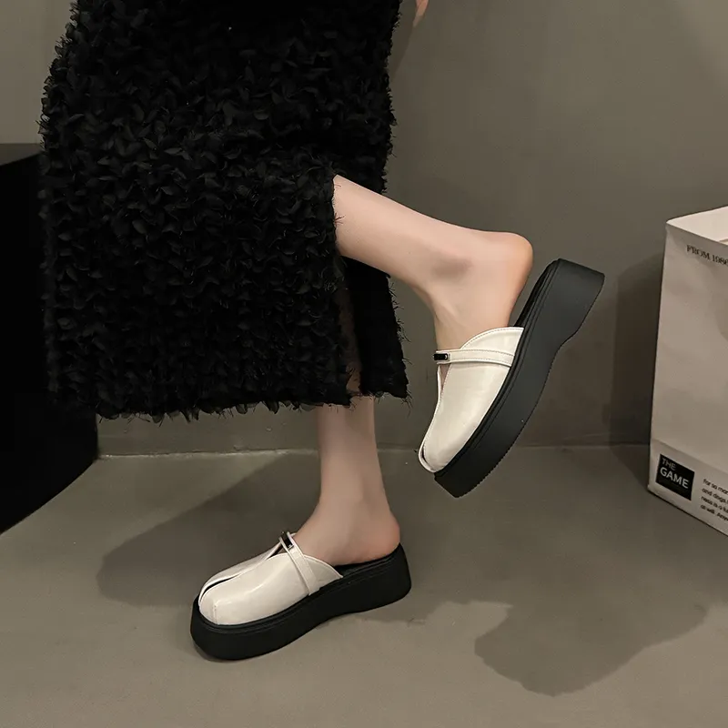 CHILI Quiet Abrasion Resistant Slip Resistant Closed Toe Slippers Women's-12