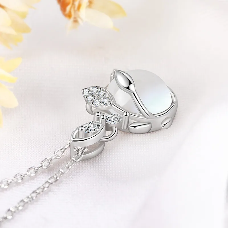 Suddenly Lucky Chalcedony Necklaces Women's-4
