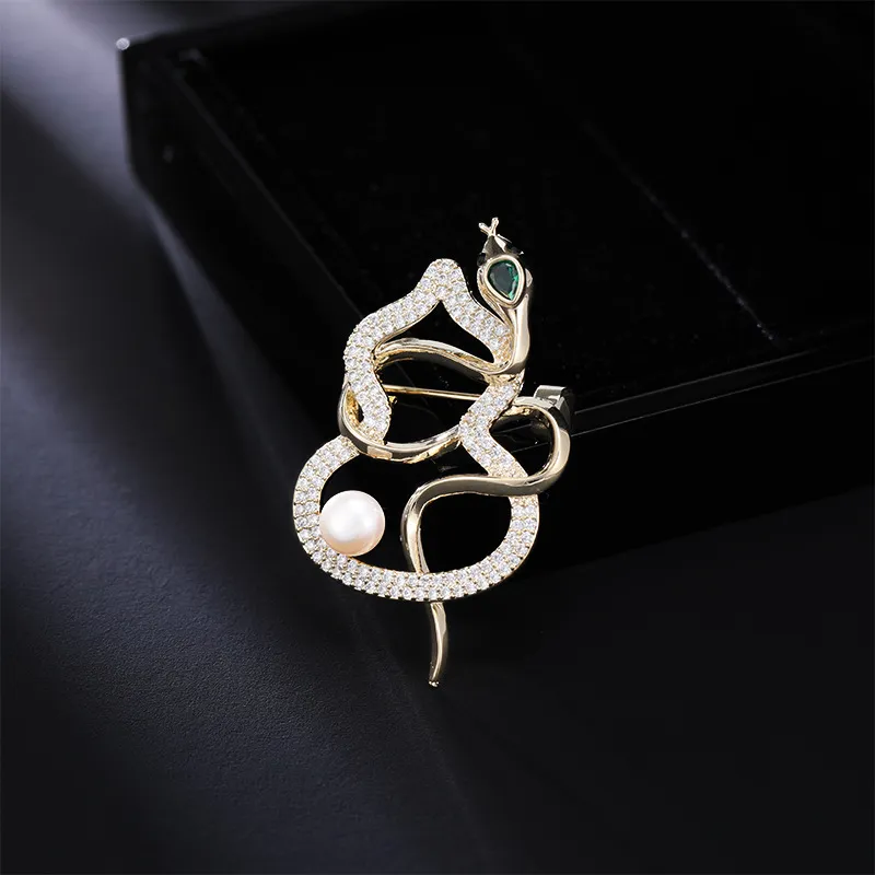 Suddenly Lucky Alloy Brooches Women's-3