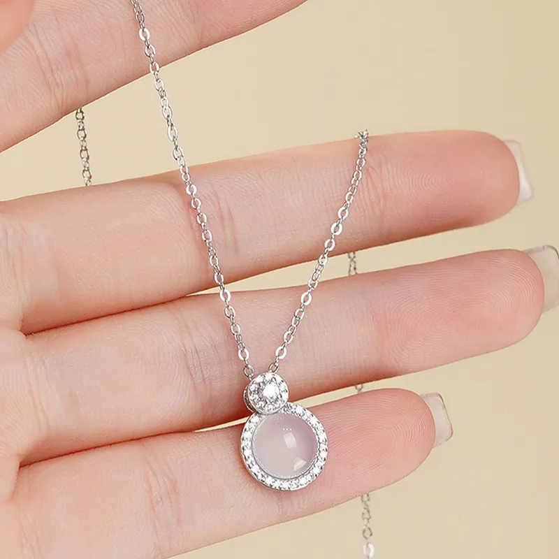 Suddenly Lucky Chalcedony Necklaces Women's-1