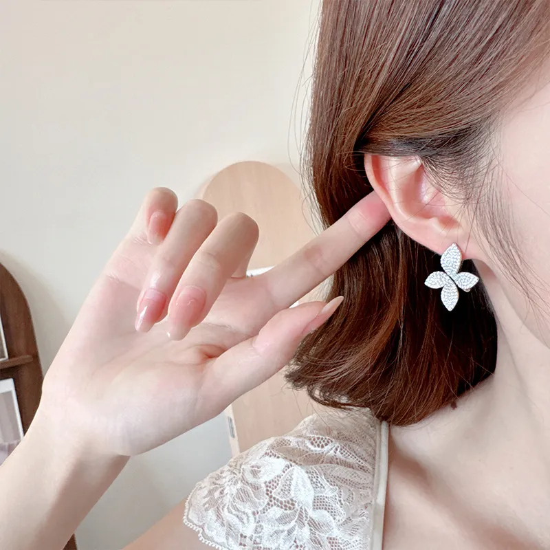 Suddenly Lucky Alloy Earrings Women's-8