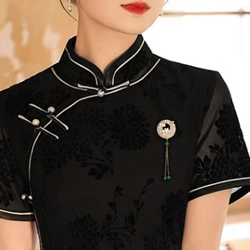 Suddenly Lucky Alloy Brooches Women's-10