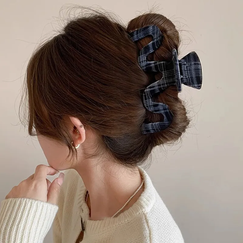Suddenly Lucky Polyester Hair Clips Women's-3