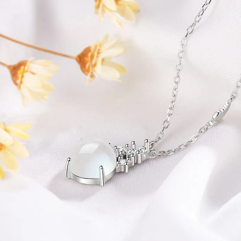 Suddenly Lucky Chalcedony Necklaces Women's-3