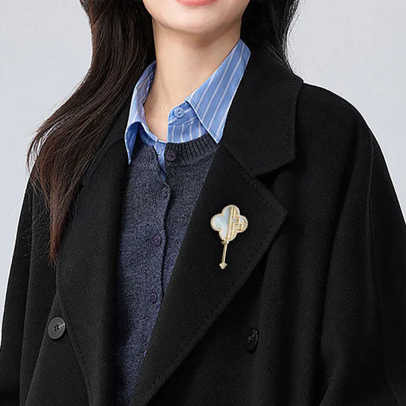 Suddenly Lucky Alloy Brooches Women's-3