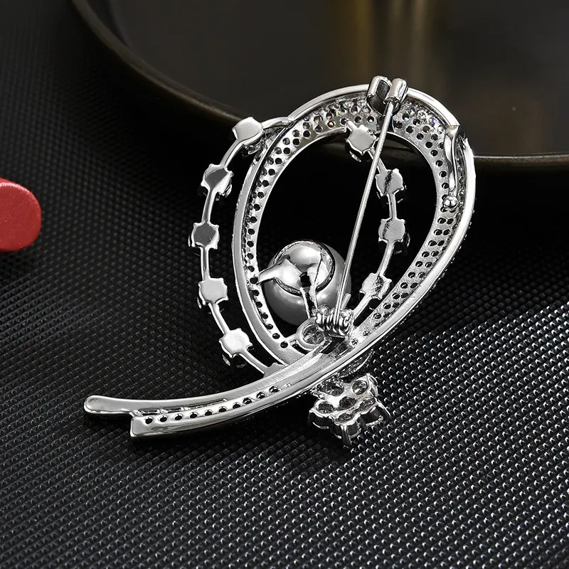 Suddenly Lucky Alloy Brooches Women's-5
