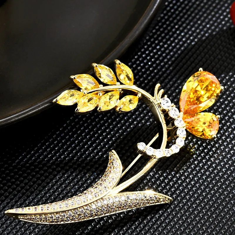 Suddenly Lucky Alloy Brooches Women's-3