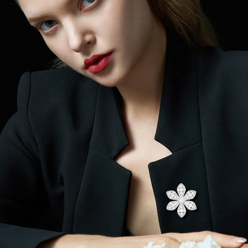 Suddenly Lucky Alloy Brooches Unisex-1