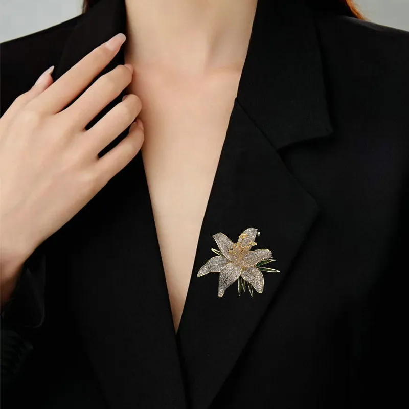 Suddenly Lucky Alloy Brooches Women's-1