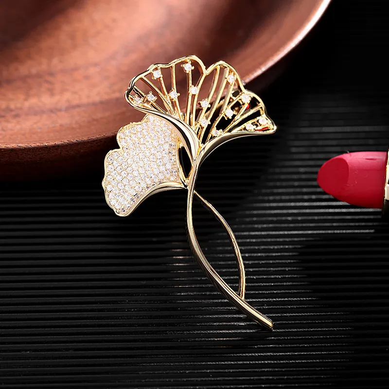 Yamaichi Maru Copper With Genuine Gold Plating+Zircon Inlay Brooches Women's-1