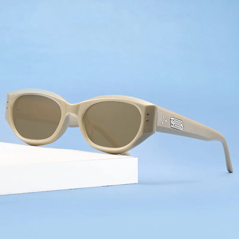 Yamaichi Maru TR/Memory Plastic Cat Eye Sunglasses Unisex-4