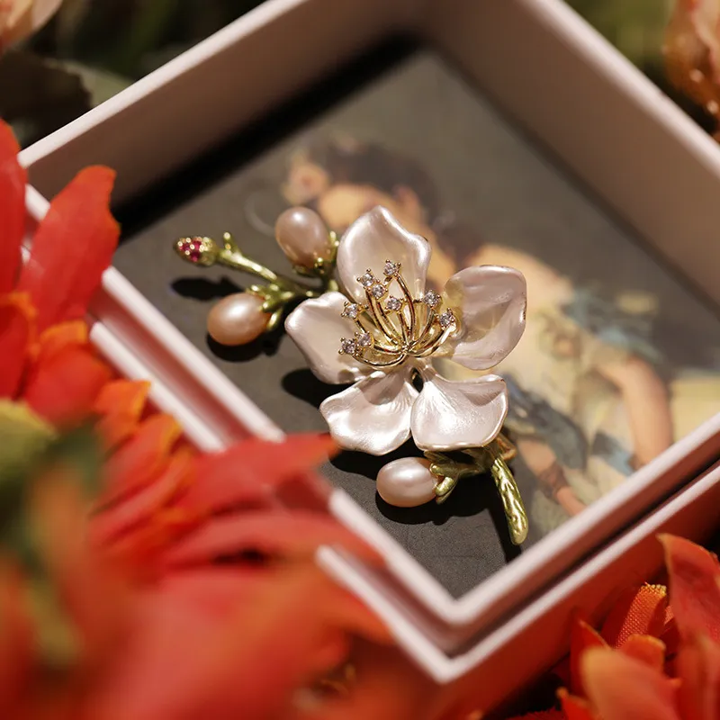 Yamaichi Maru Copper Brooches Women's-3